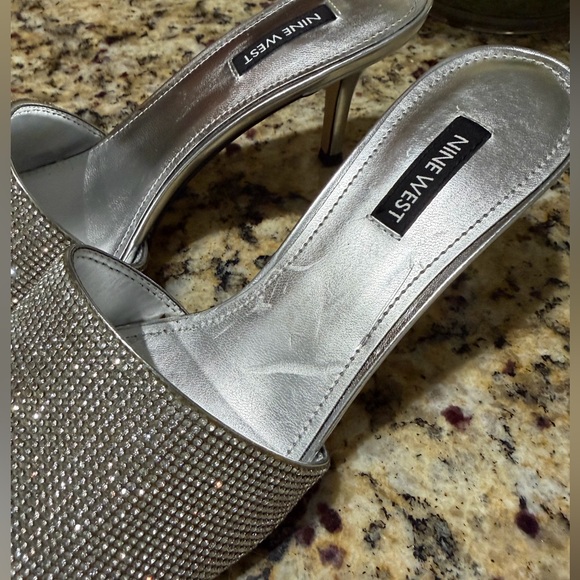 NWOT Nine West Donna Rhinestone Heeled Slide Sandal, 7.5 - Picture 5 of 9